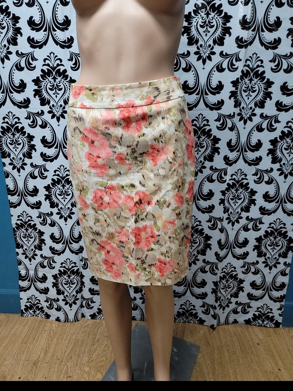 Halogen Coral & Cream Floral Pencil Skirt